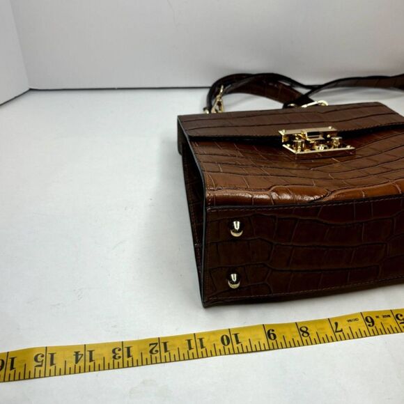 Sali Beige Italian Leather Crocodile Print Top Handle Crossbody Bag Womens - Picture 11 of 12